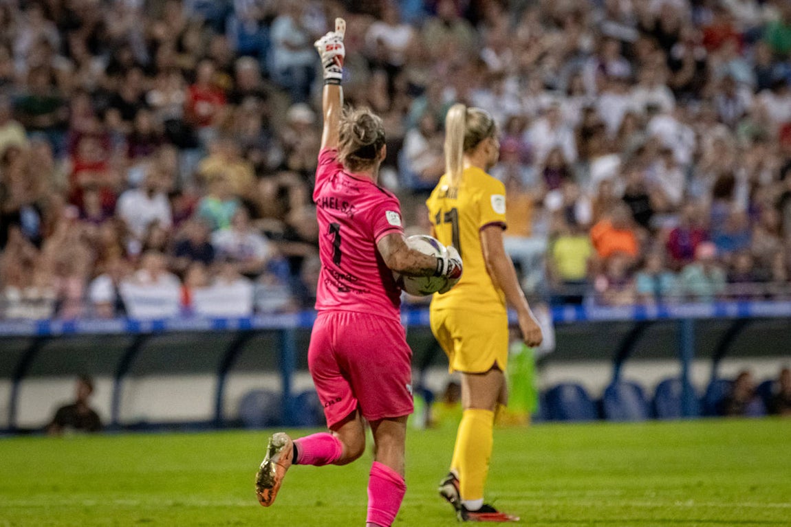 Las mejores imágenes de la fiesta del fútbol femenino en el Colombino