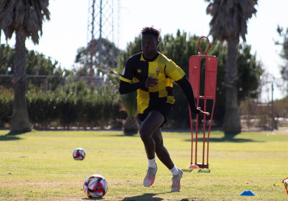 Entrenamiento del conjunto aurinegro