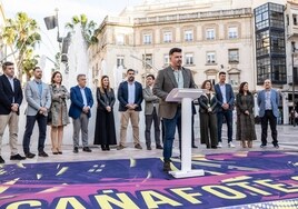 Cientos de personas arropan en la plaza de Las Monjas la presentación de la edición más potente de la Gañafote Cup