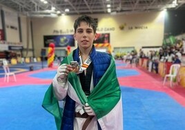 Plata para el taekwondista de Huelva Adrián Luque en el Open Internacional de España