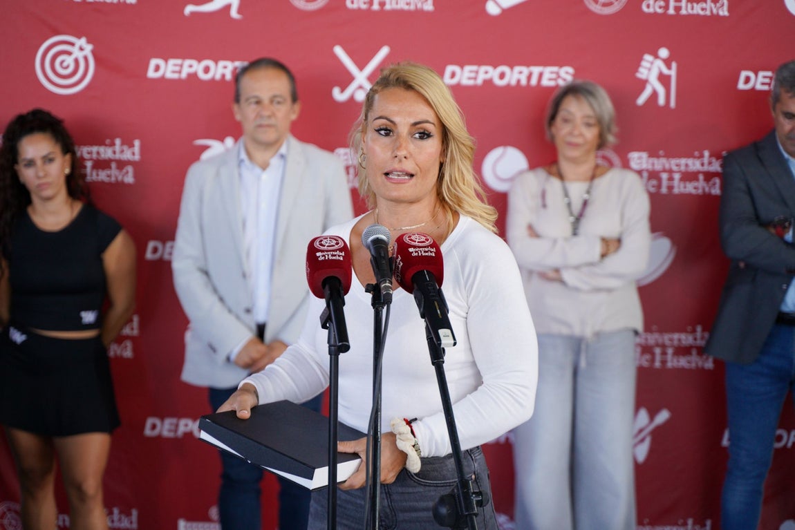 Las imágenes de la inauguración del Pabellón de Deportes &#039;Lydia Valentín&#039; en la UHU