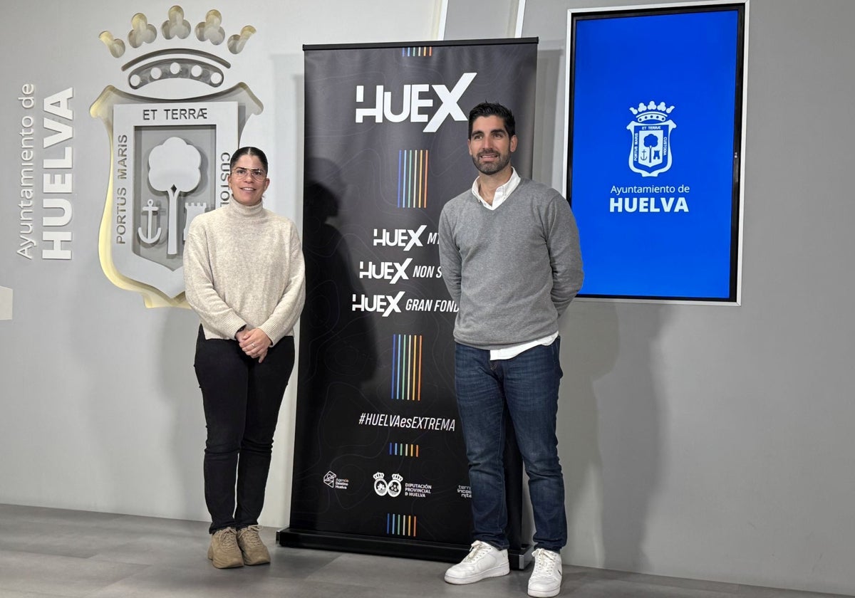 Presentación de la Huelva Extrema 205 en el Ayuntamiento de Huelva