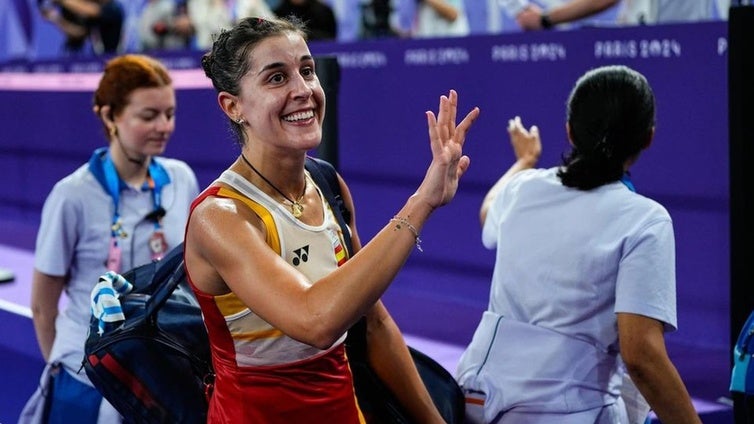 Carolina Marín vuelve a coger una raqueta tras el llanto que nos heló a todos en París