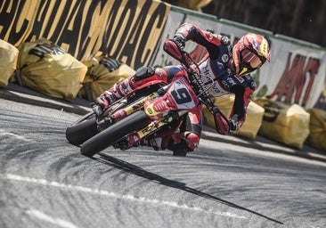 Paquito Gómez se mantiene firme en la lucha por el Mundial Rookie de Supermotard tras correr en Alemania