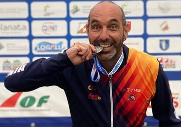 El orientador onubense Sergio Martín se cuelga la plata en los Mundiales de TrailO