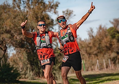 Imagen secundaria 1 - Algunos momentos de la décimo tercera edición de la Doñana Trail Marathon celebrada este domingo