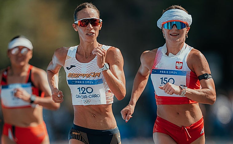 Imagen principal - Laura García-Caro, doble atleta olímpica: «Soy lepera, onubense y andaluza y aquí siempre me han reconocido y valorado»