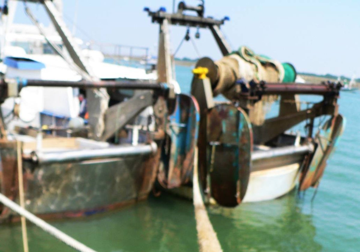 El Ayuntamiento de Punta Umbría solicita apoyo al sector del arrastre