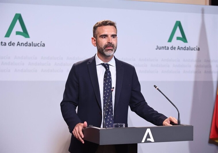 El consejero de Medio Ambiente de la Junta de Andalucía
