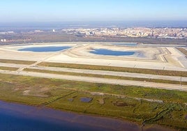 Mesa de la Ría acusa al consejero de mentir cuando afirma que todas las administraciones aprueban el plan de Fertiberia
