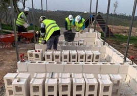 Crece el número de convenios colectivos en Huelva y el sueldo de sus trabajadores