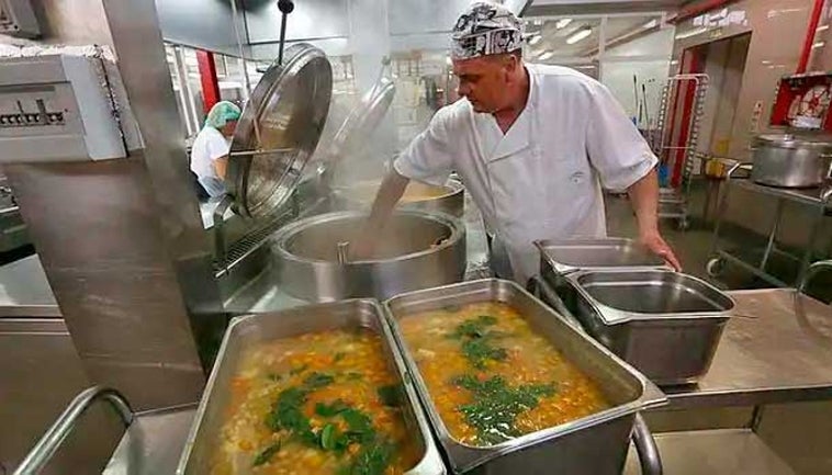 Trabajo en una cocina de hospital