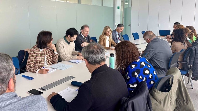 Celebración de la Comisión Provincial de Seguimiento del Convenio para la ordenación, coordinación e integración sociolaboral de los Flujos Migratorios en campañas agrícolas de temporada en la provincia de Huelva