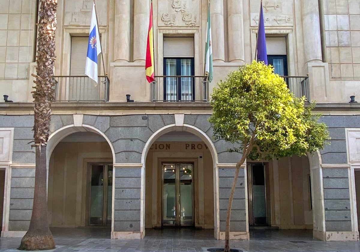 Fachada de la Diputación Provincial de Huelva