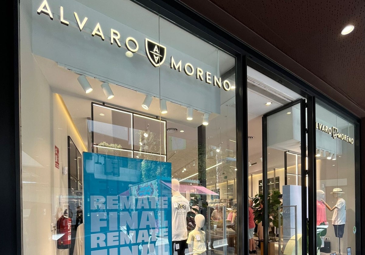 La tienda de Álvaro Moreno en el centro comercial Holea de Huelva capital