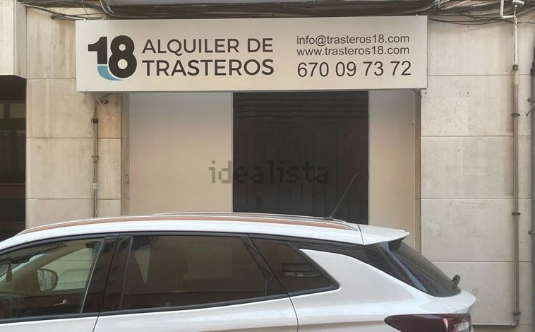 Imagen principal - Trasteros en alquiler, una nueva vida para los locales vacíos del centro de Huelva