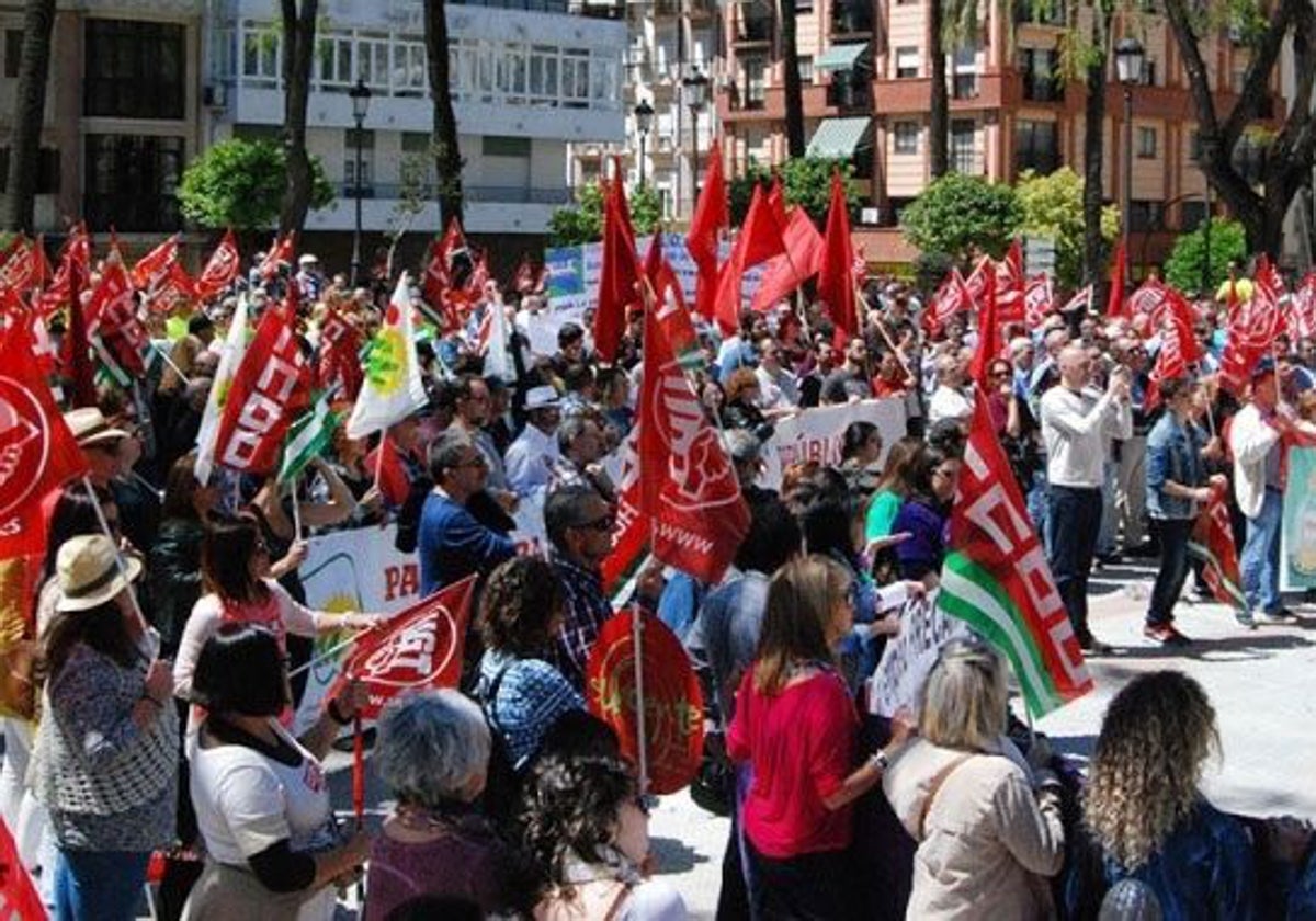 La manifestación del 1 de Mayo volverá a finalizar este año en la Plaza de las Monjas