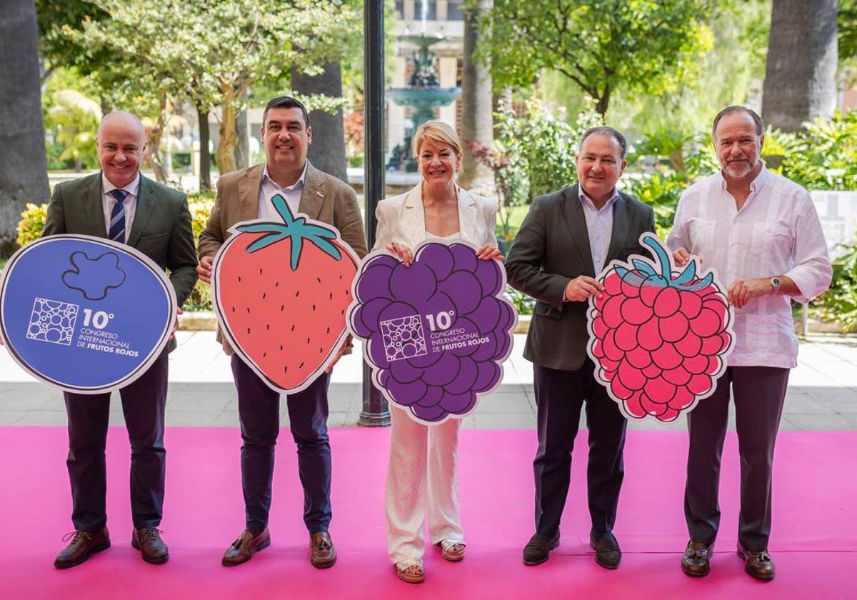 Los responsables públicos y empresariales que participaron en la presentación del congreso