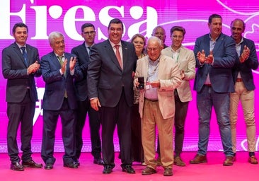 Diego Velo, 'Fresa de Oro': «En un mes cumplo 92 años y este premio me va a ayudar a seguir funcionando»