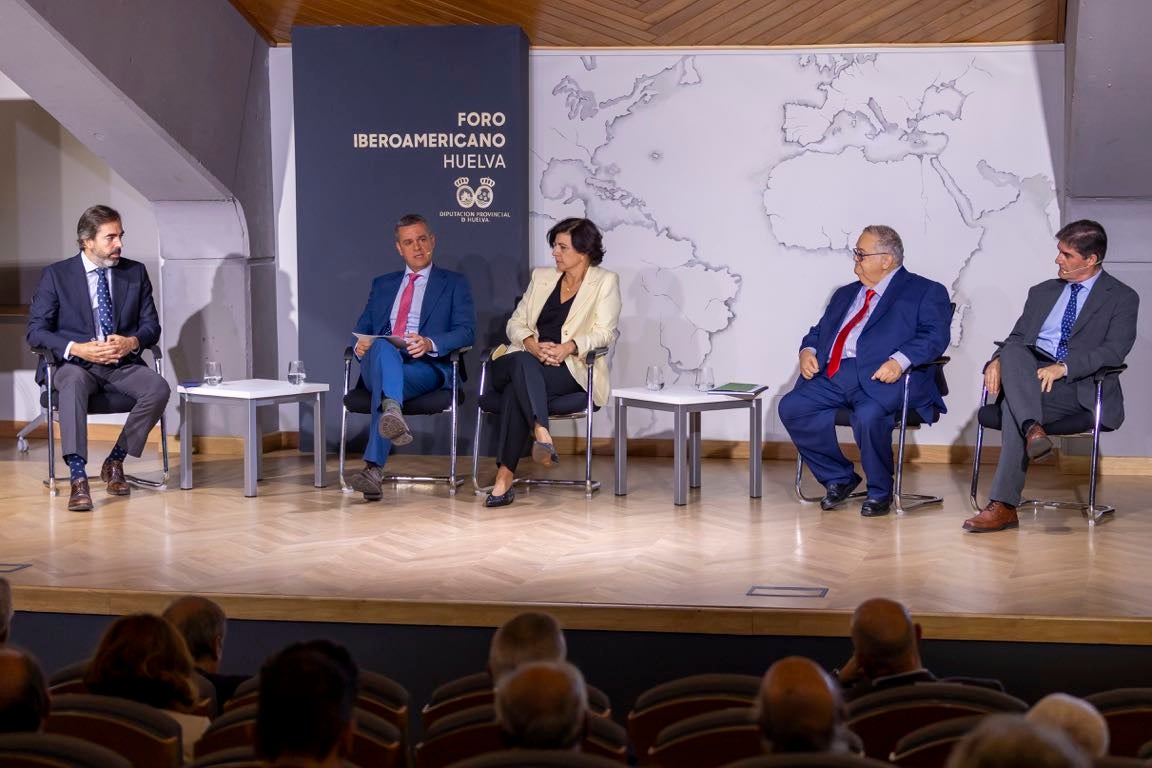 El I Foro Nacional de Minerales Críticos, en imágenes