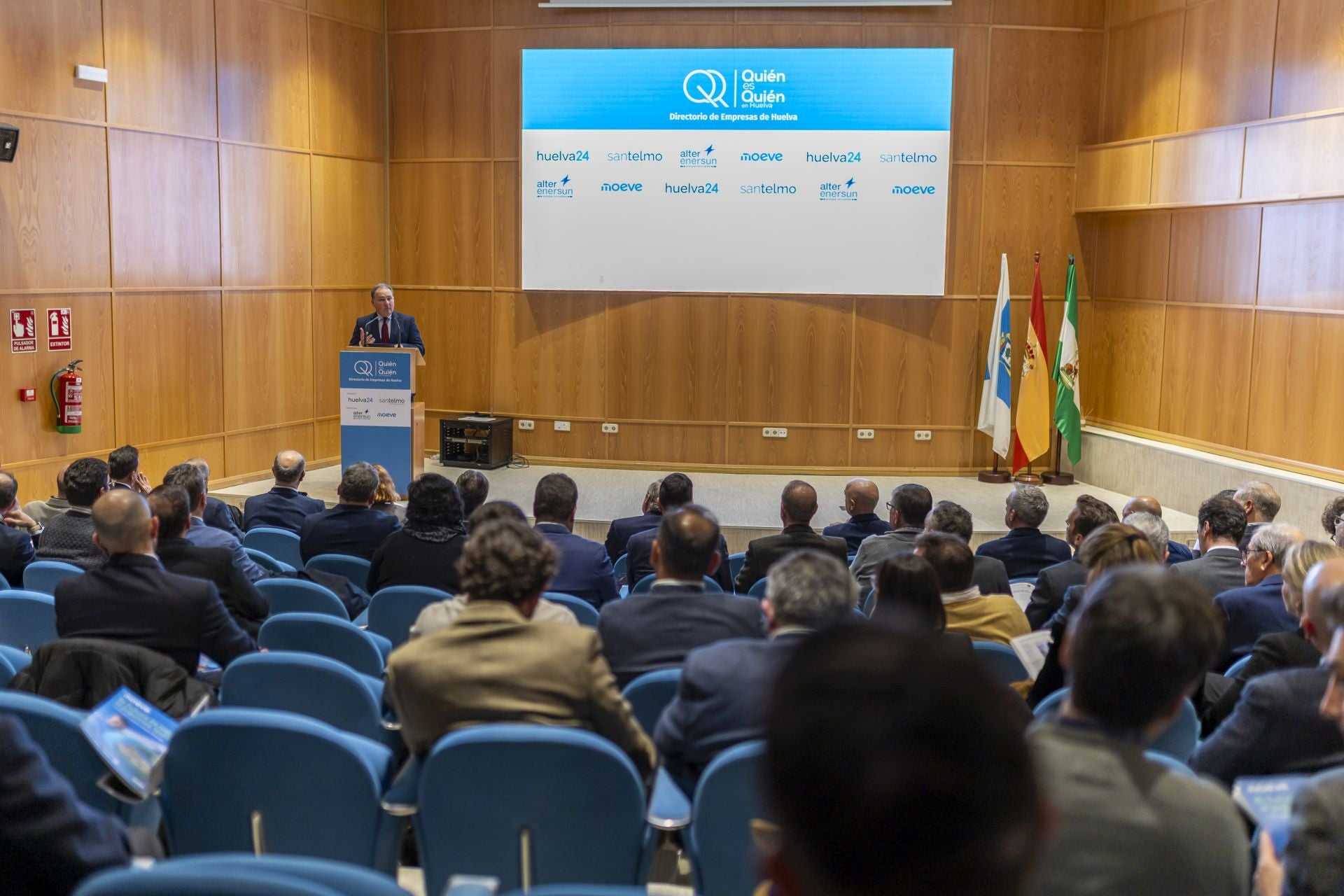 La presentación del directorio de empresas &#039;Quién es quién en Huelva&#039;, en imágenes