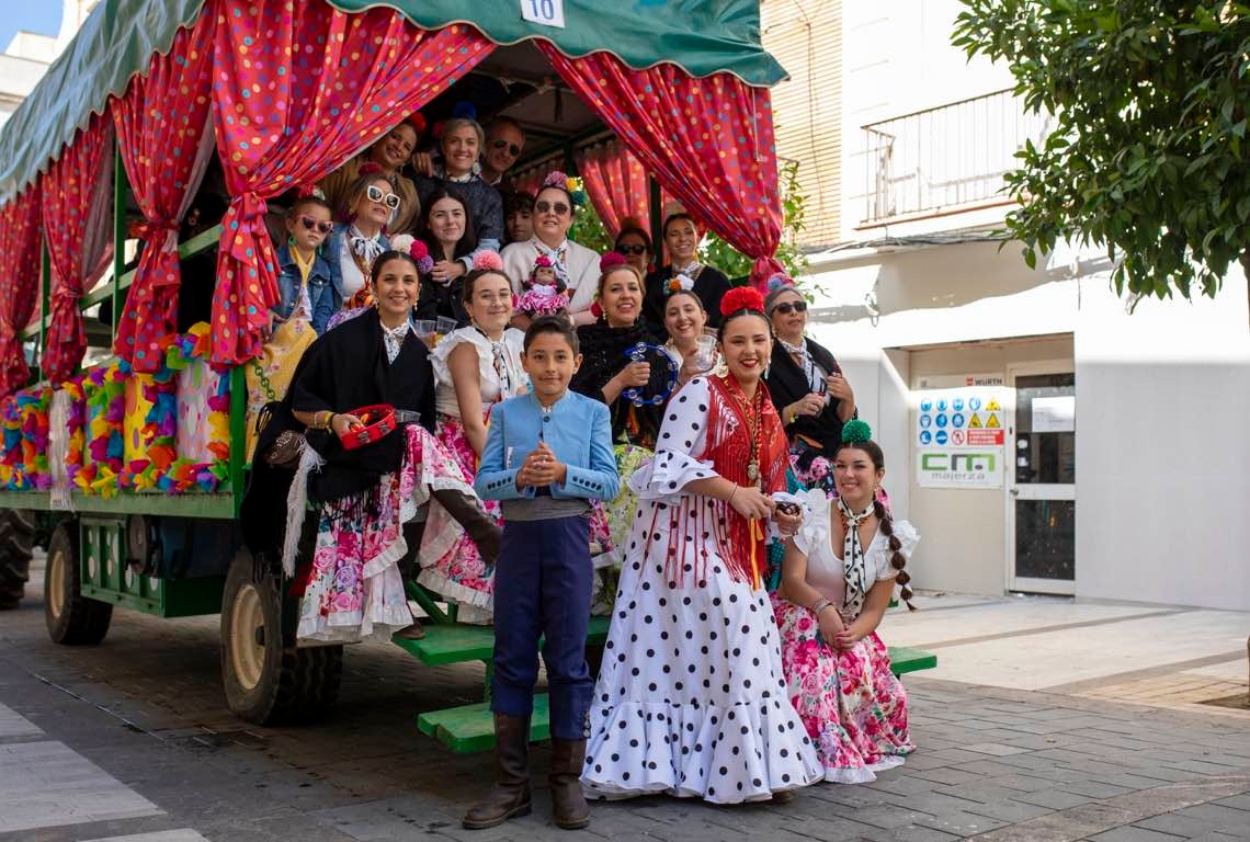 Salida de la Hermandad del Rocío de Emigrantes 2024, en imágenes