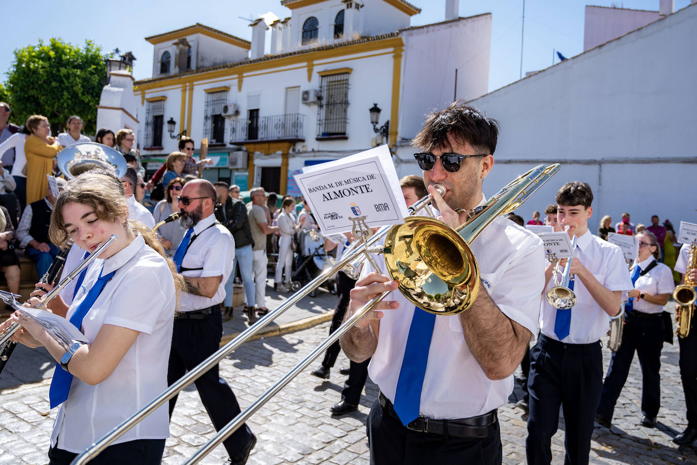 Salida de la Hermandad Matriz de Almonte 2024, en imágenes