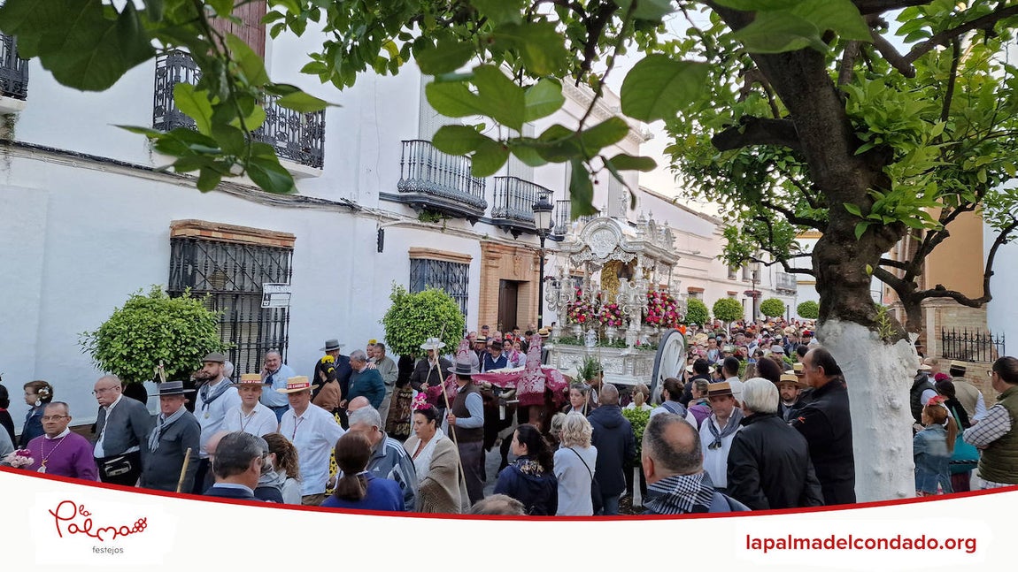La salida de la hermandad del Rocío de La Palma, en imágenes