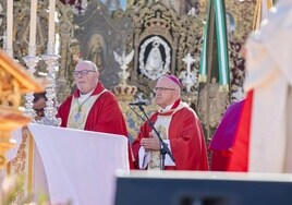 El obispo de Huelva, durante la misa pontifical