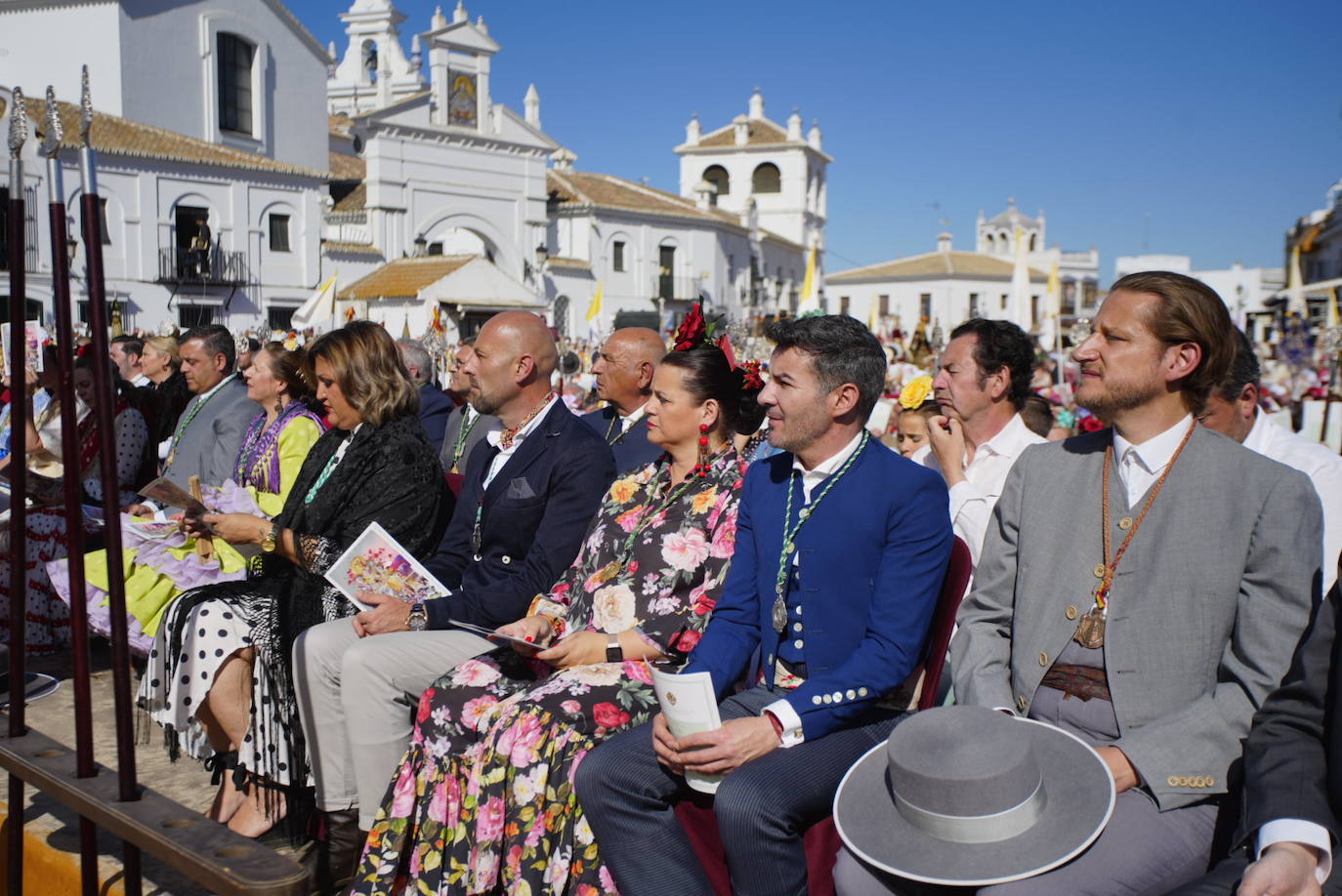 La misa pontifical del Rocío 2024, en imágenes