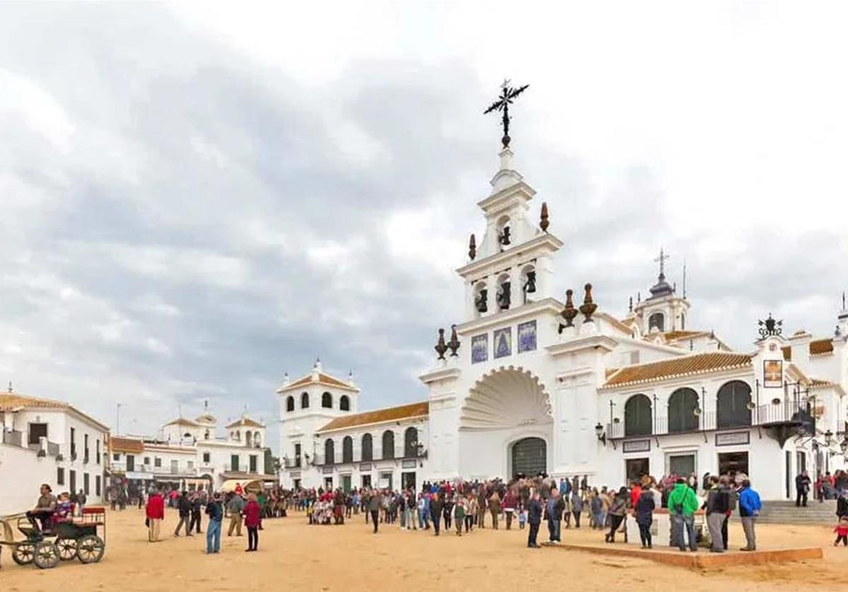 Imagen del Santuario de la Virgen del Rocío