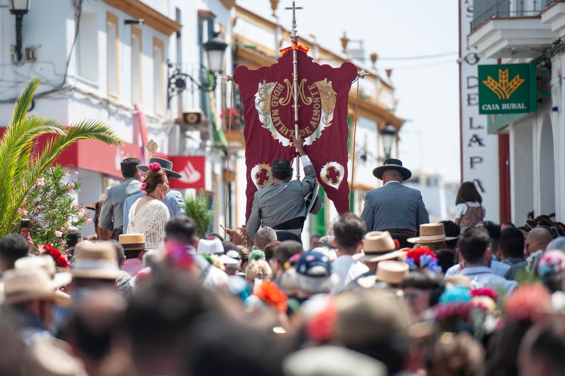 La salida de la Hermandad Matriz, en imágenes