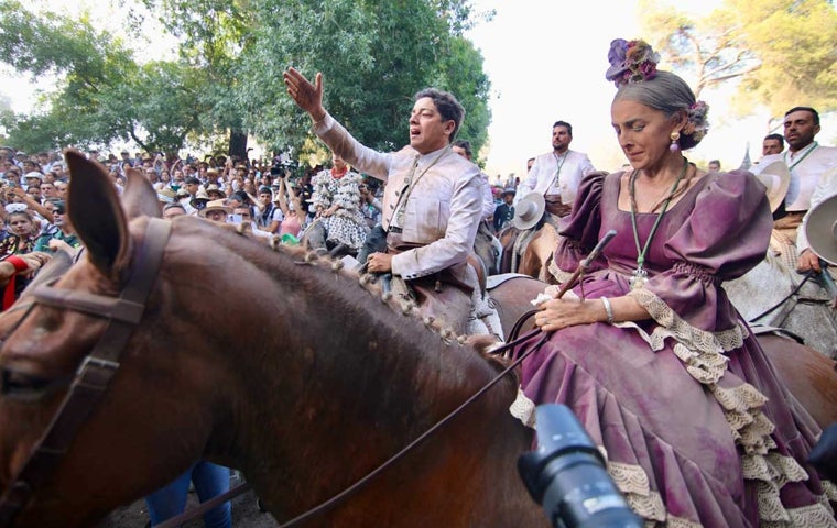 La Hermandad de Huelva vive en la Charca «el sueño onubense de encontrarse con la Virgen del Rocío»
