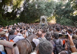 Huelva tiene una cita con la Virgen del Rocío este mediodía