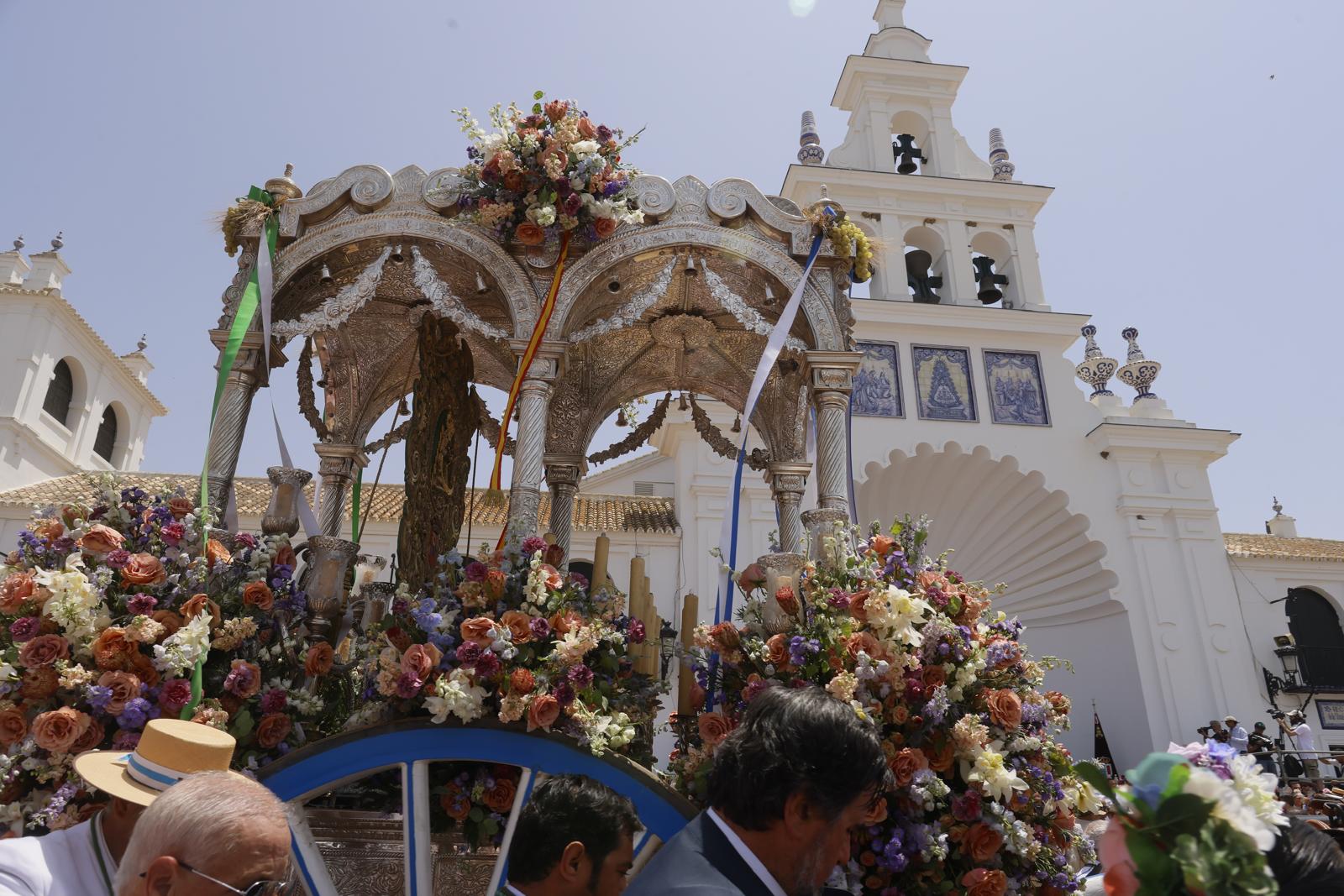 Rocío 2025: La presentación de la Hermandad de Huelva, en imágenes