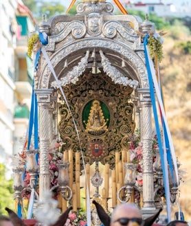Imagen secundaria 2 - La Hermandad del Rocío de Huelva visita a la Virgen de la Cinta en el ecuador de su misión jubilar