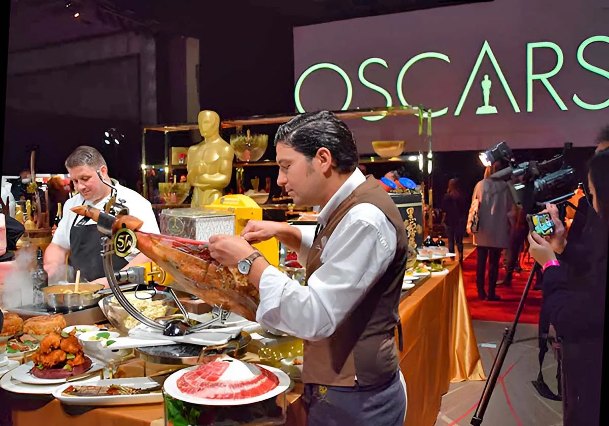 Corte de jamón para la cena de los Oscars