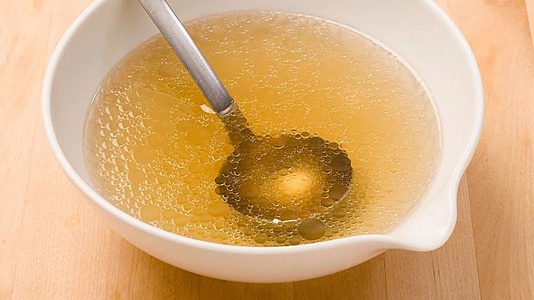 El menú de Navidad de Bernardo Romero: «Nueve recetas de Huelva para dejarse de inventos y comer como Dios manda»