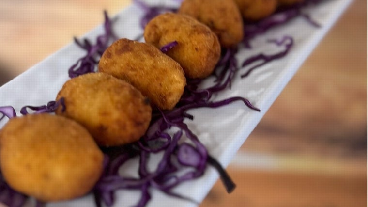 Croquetas de carabineros servidas en El Salaito