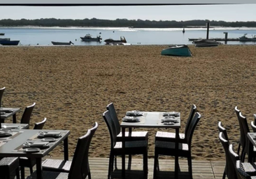 El restaurante de El Rompido donde puedes comer frente a un paraíso natural: precios y cómo reservar