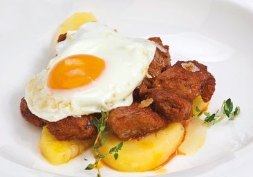 El restaurante de un encantador pueblo de Huelva que recomienda Michelín: puedes comer por 35 euros