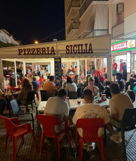 Imagen secundaria 2 - Esta es la pizzería de la costa de Huelva que tiene un Solete Repsol