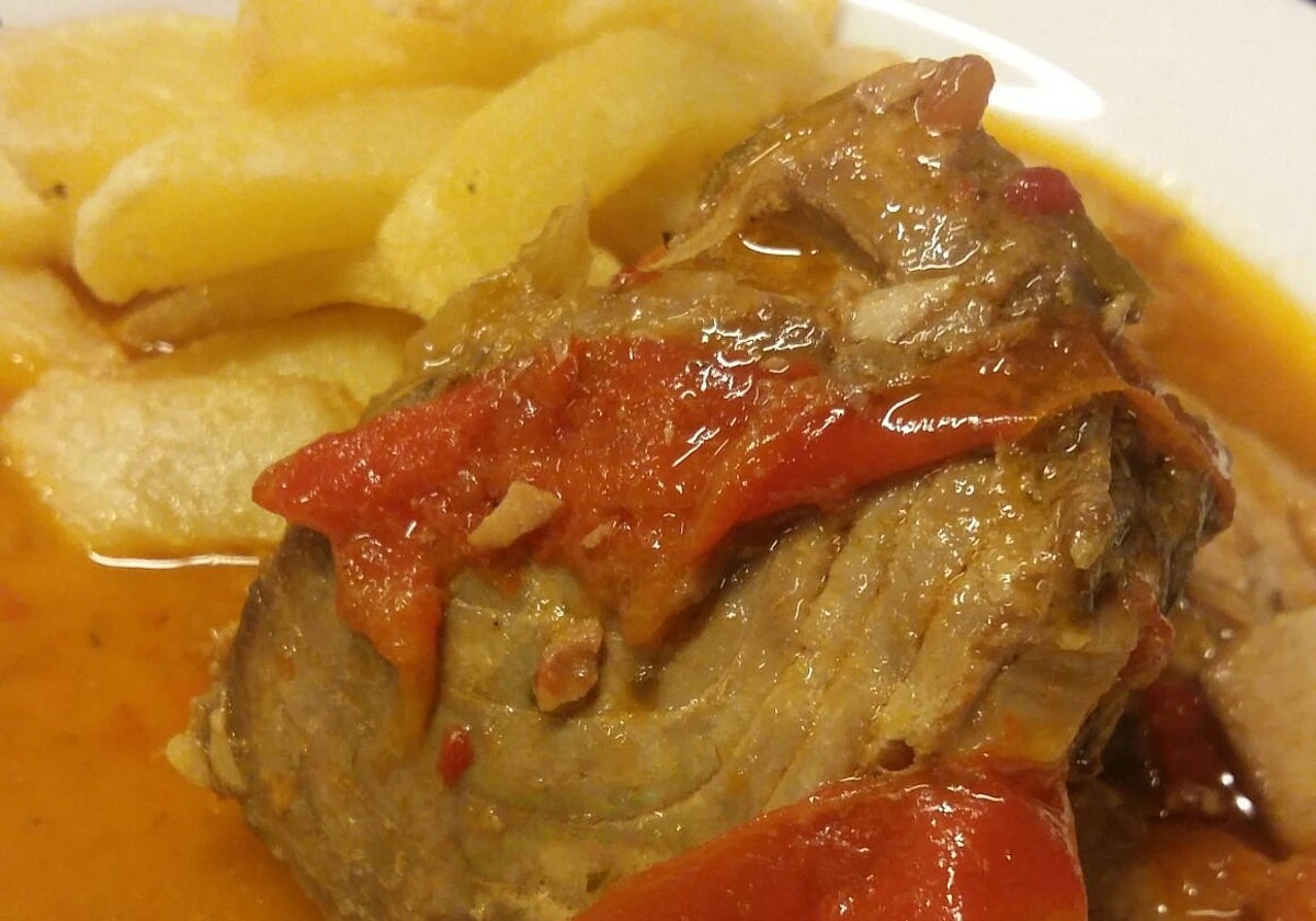 Plato de morrillo de atún reconocido en un famoso restaurante de Huelva