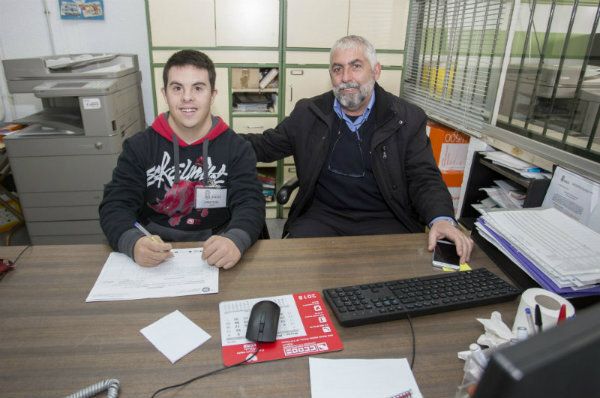 Arrancan las prácticas de los jóvenes de Aones Huelva y Avadi Vida Adulta