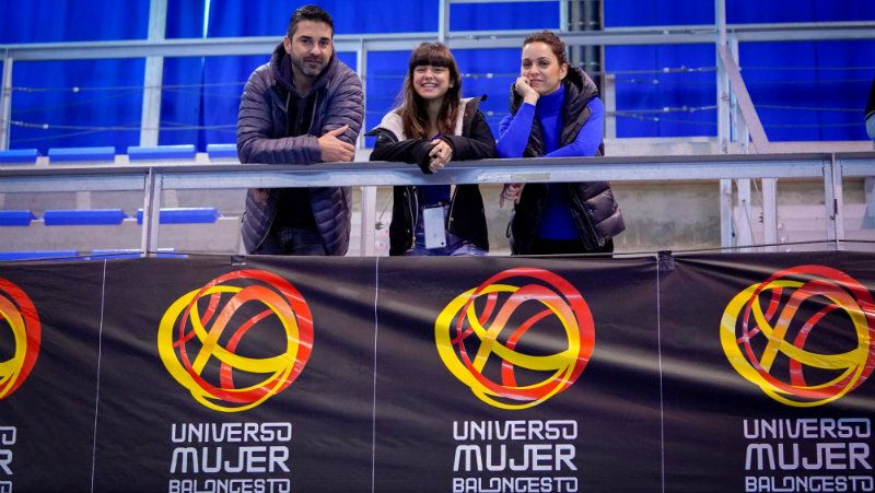 Navarro y Garbajosa no fallan a su cita en Huelva con las futuras promesas del baloncesto patrio