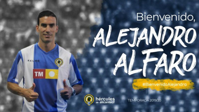 El Hércules despide al centrocampista palmerino Alejandro Alfaro