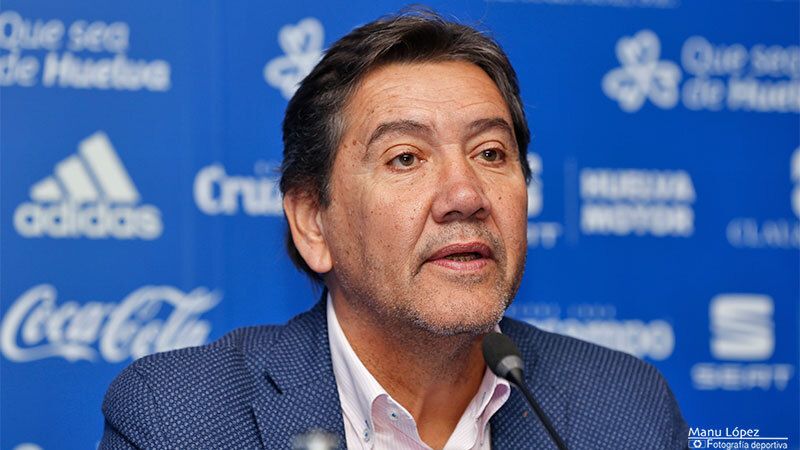 Manolo Zambrano destaca de los posibles fichajes que 'las personas responsables se ponen en cualquier tipo de escenario'