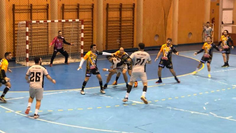 El PAN Moguer aplasta al Ángel Ximénez y ya es segundo en la tabla (31-21)