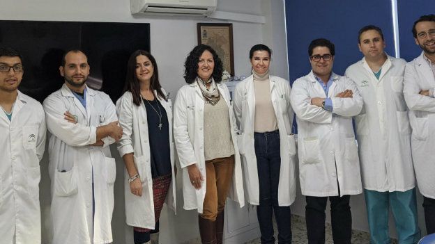 Profesionales del Hospital de Riotinto publican una técnica para abordar el cáncer de mama con metástasis ganglionar