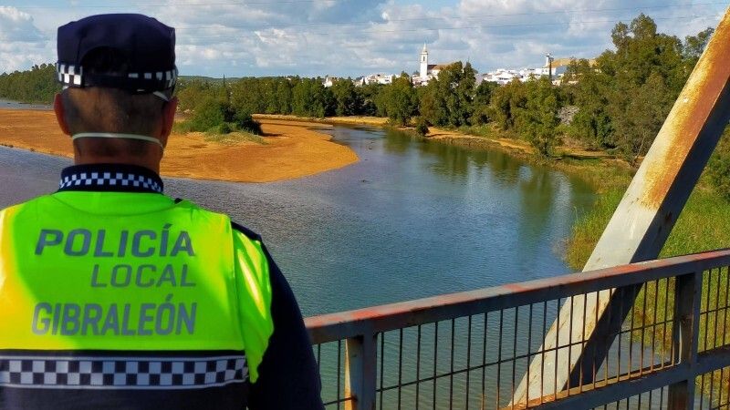 Sancionarán a 16 adultos y menores por celebrar en Gibraleón una fiesta que incumplía las medidas sanitarias